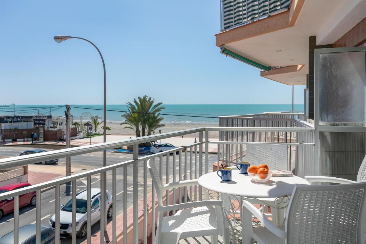 Apartment With Stunning Sea Views サンタ・ポラ エクステリア 写真